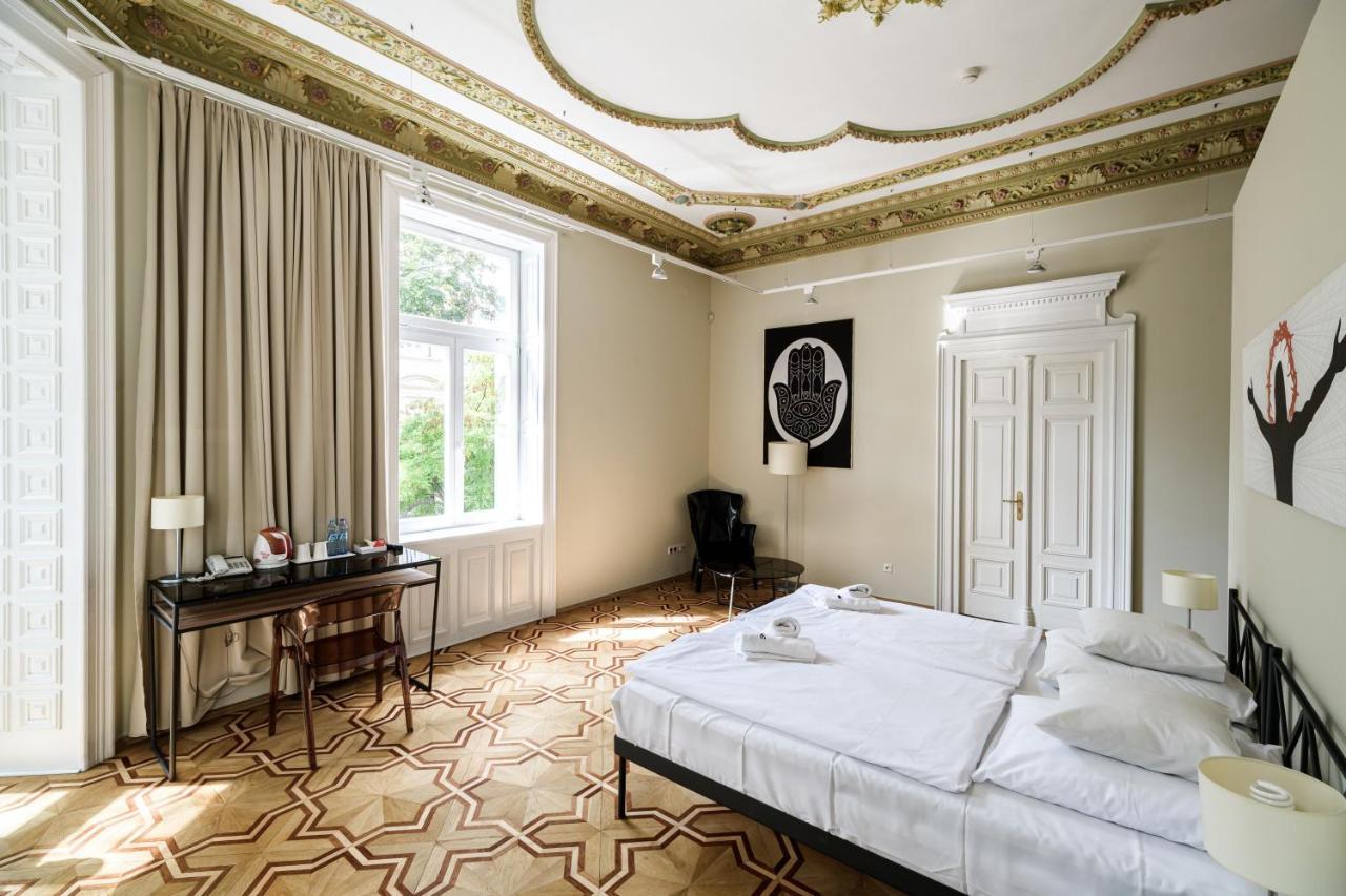 Home Aparthotel