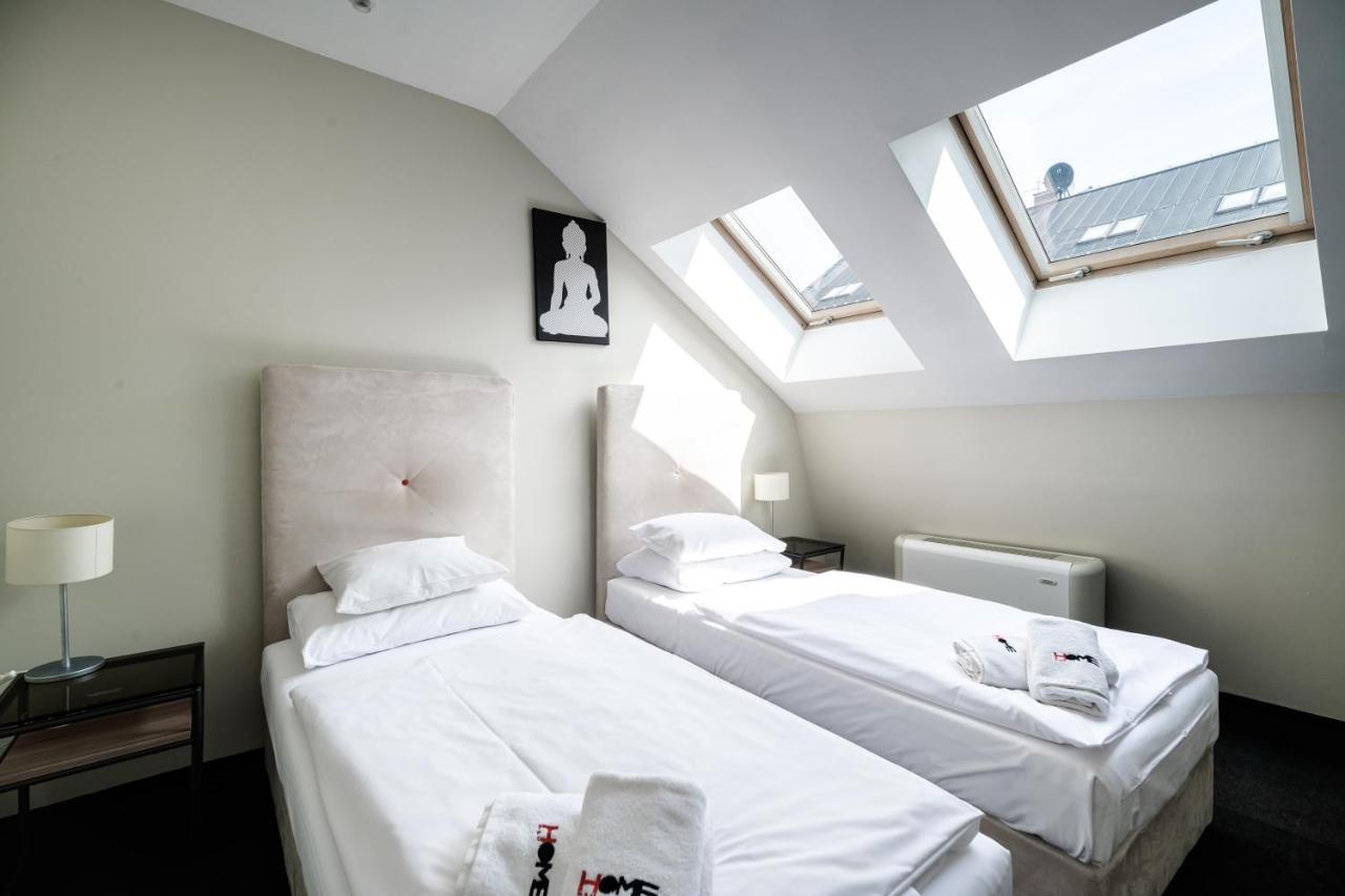 Home Aparthotel