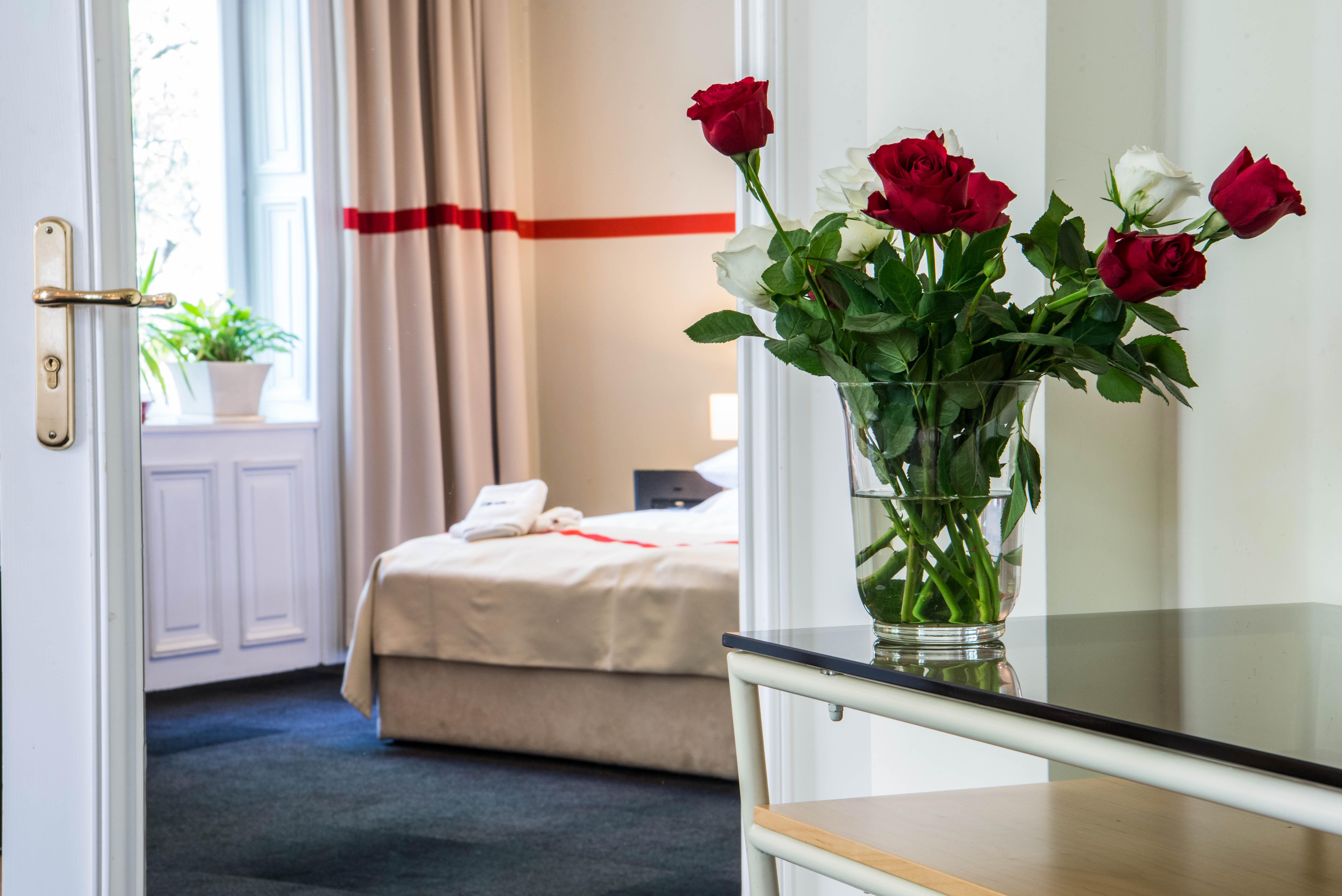 Home Aparthotel
