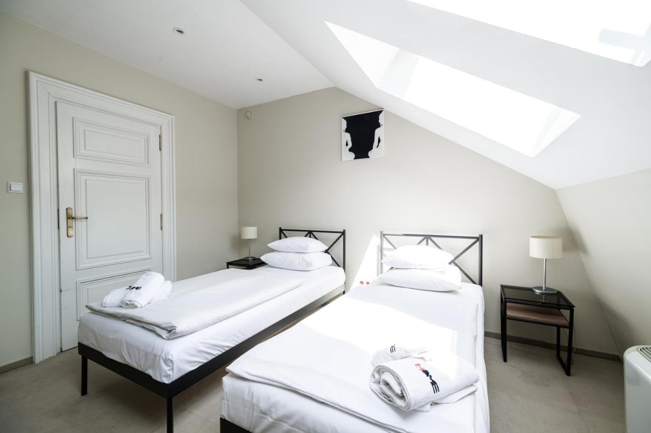 Home Aparthotel Hotel apartamentowy 4*