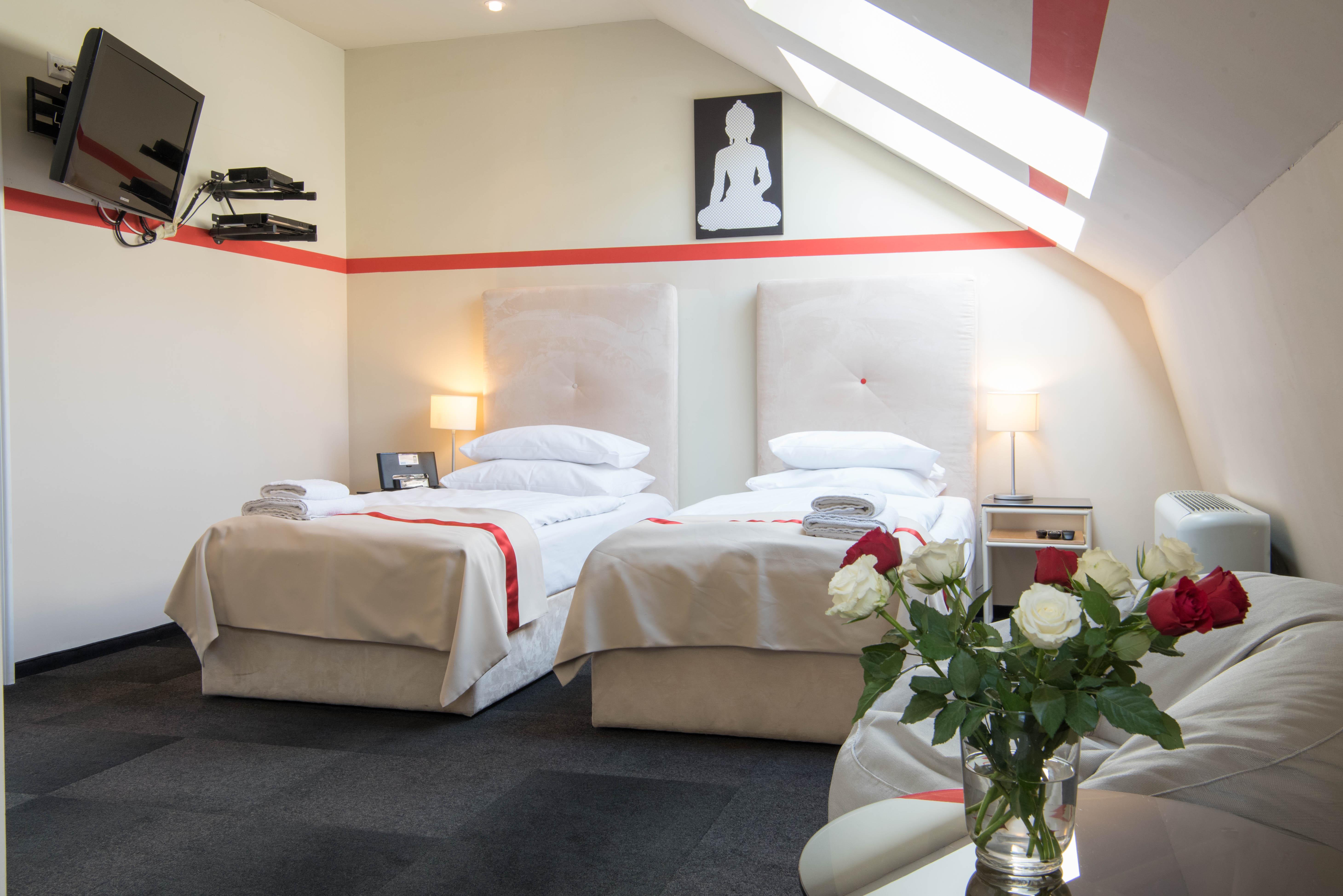 Home Aparthotel