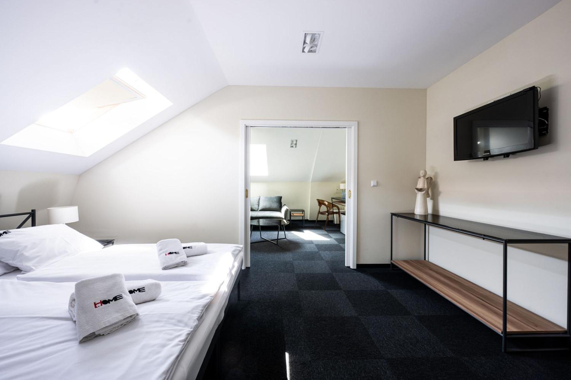 Hotel apartamentowy Home Aparthotel 4*